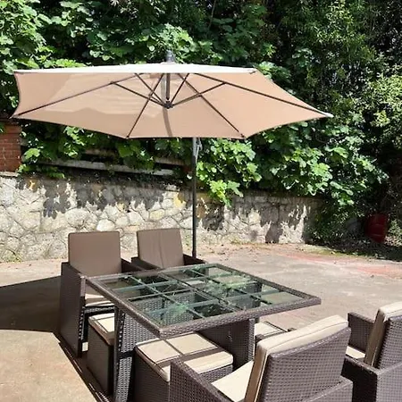 别墅 La Casona De La Carbayeda